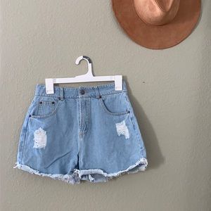 Thread Design Jean shorts